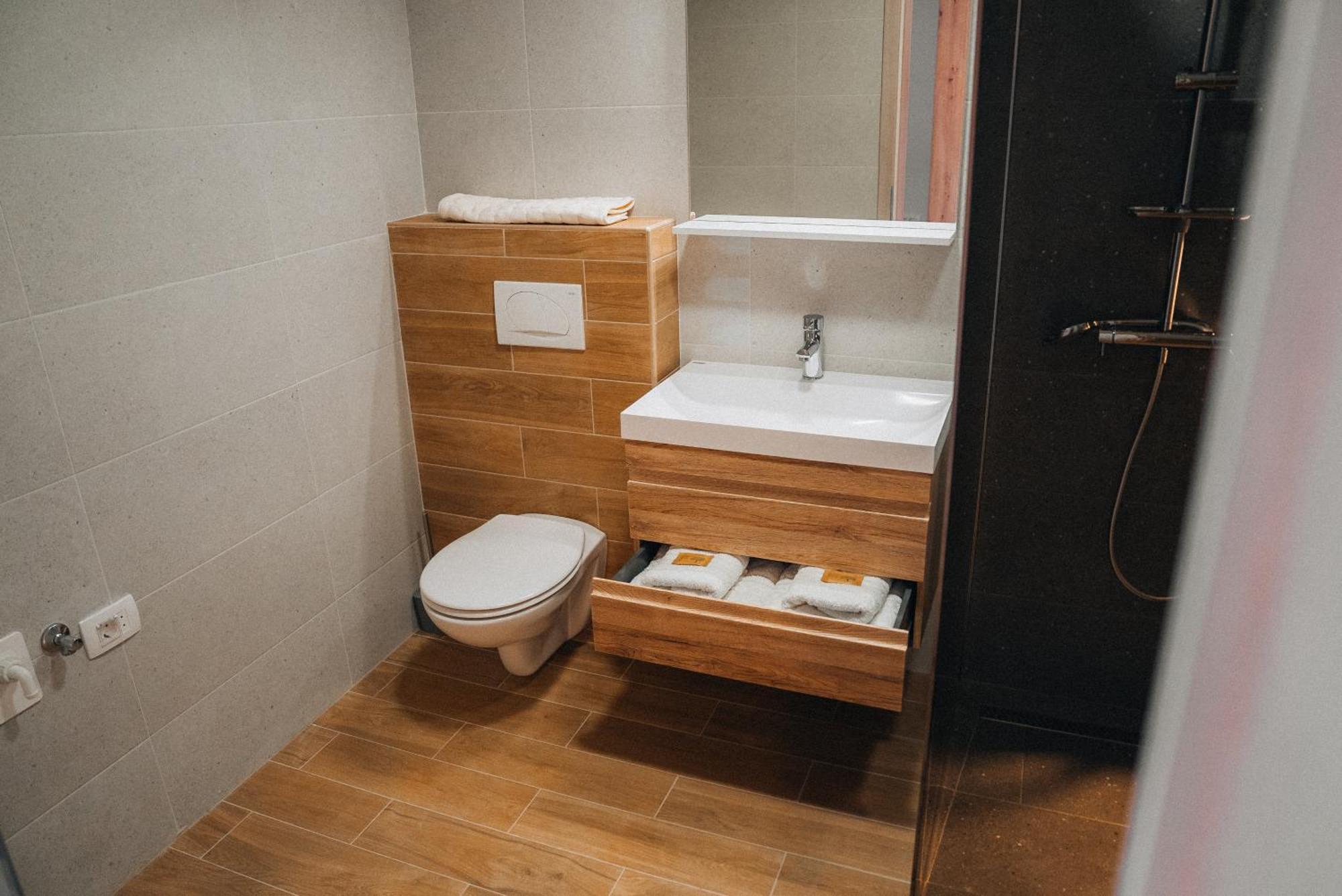 קרנייסקה גורה Podlipnik Apartments מראה חיצוני תמונה