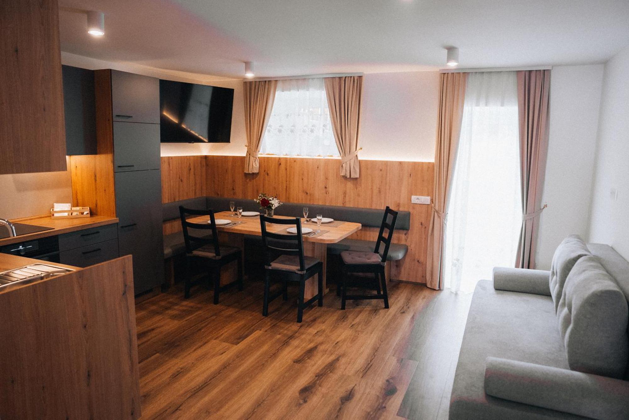 קרנייסקה גורה Podlipnik Apartments מראה חיצוני תמונה
