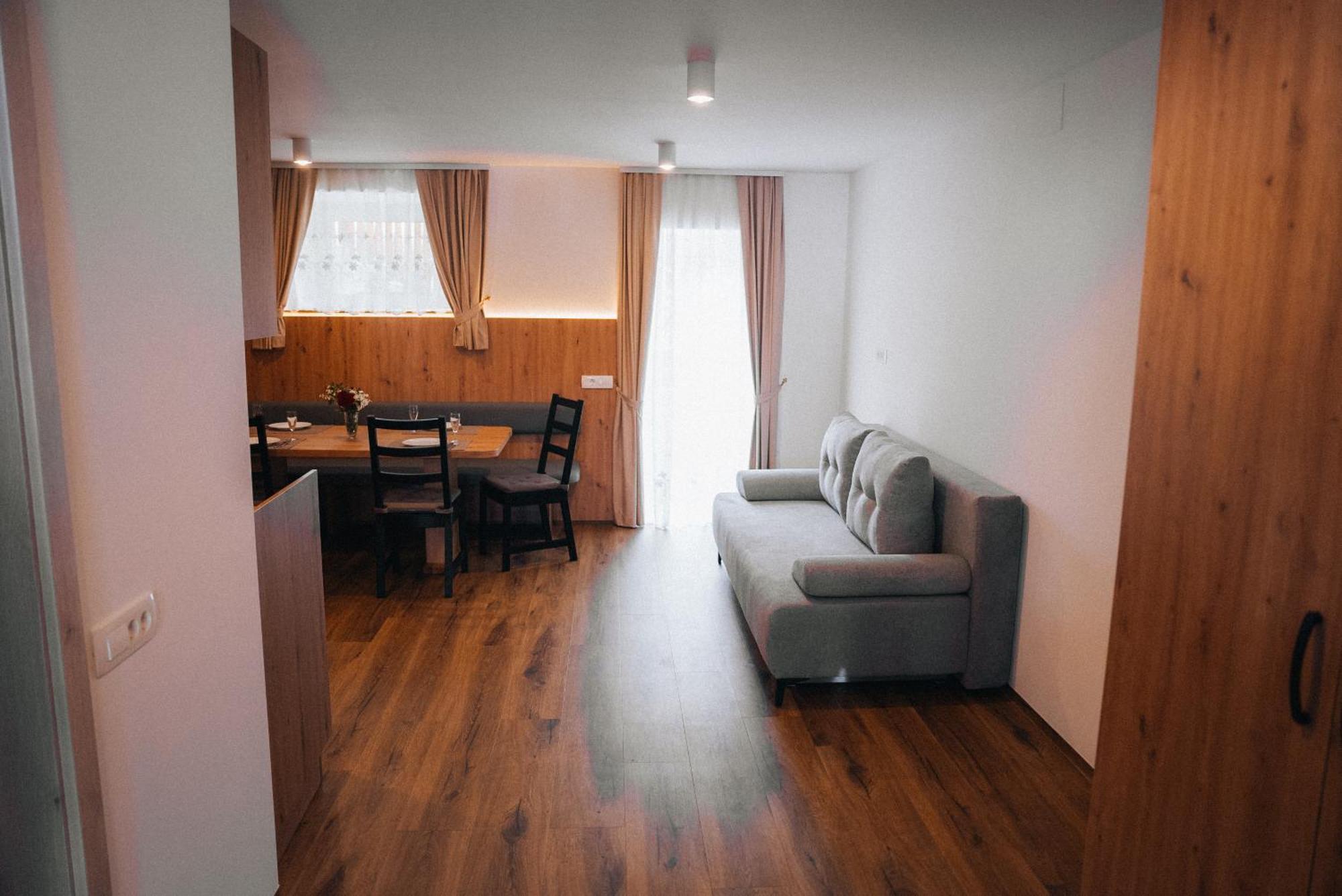 קרנייסקה גורה Podlipnik Apartments מראה חיצוני תמונה